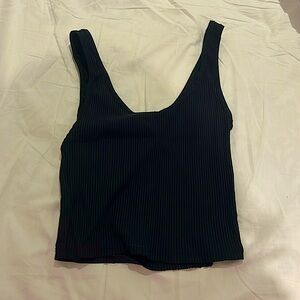 women’s black crop top S cute